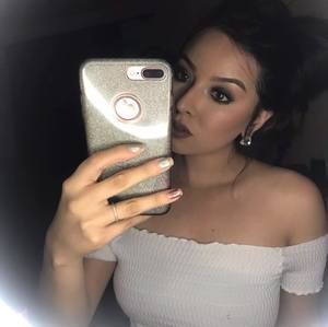 Meet your Posher, Alyssa